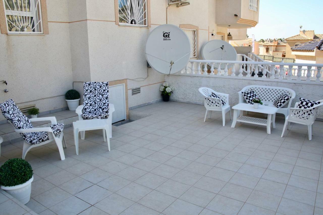 רוחאלס Cosy Golf Apartment Quesada מראה חיצוני תמונה
